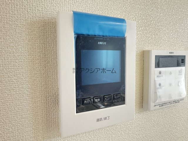 所沢市中新井3丁目・全2棟　新築一戸建　A号棟の設備|来訪者が確認出来て安心なTVモニター付インターホン