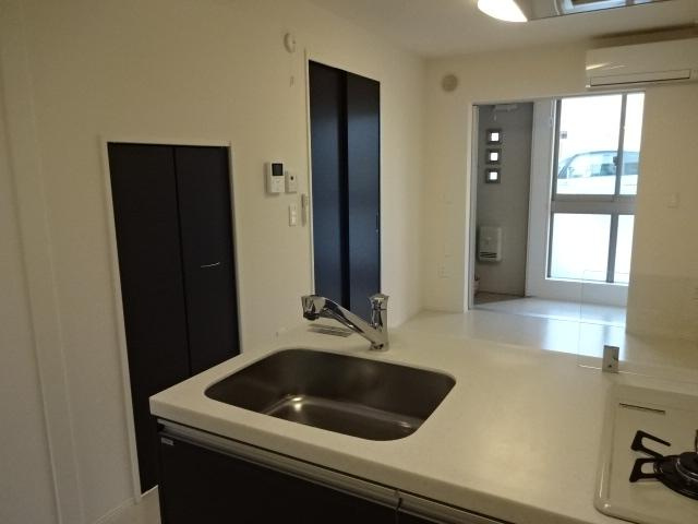 シェルディオスの居間・リビング|リビング