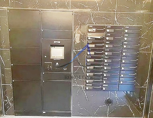 ルネサンスコート秋葉原のその他共用部分|宅配ボックスと集合ポストです。