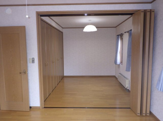 【洋室】 | 大館市池内字上野・中古住宅