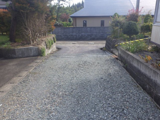 【前面道路含む現地写真】 | 大館市池内字上野・中古住宅