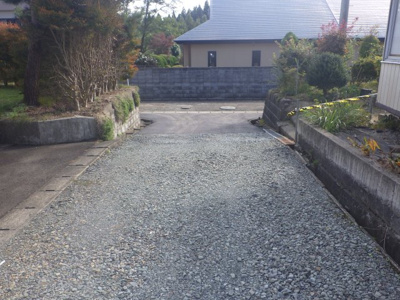 【前面道路含む現地写真】 | 大館市池内字上野・中古住宅