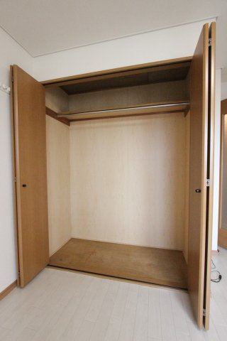 エメラルドノービレⅡの収納