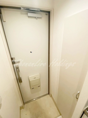 【玄関】 | リブリ・サニープレイス新子安 | シューズボックスで玄関すっきり♪