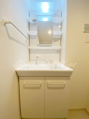 【洗面所】 | リブリ・サニープレイス新子安 | 人気の独立洗面台♪