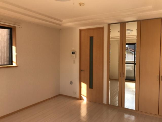 フィアブラットの居間・リビング|洋室