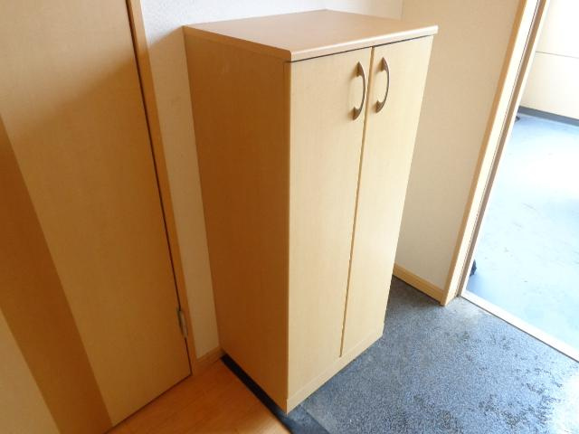 フィアブラットの玄関|シューズボックス