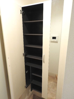 【玄関】 | ウエストヒルズ