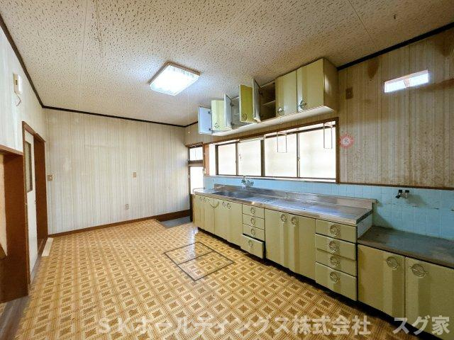 綾部市上延町旦寺中古住宅のキッチン