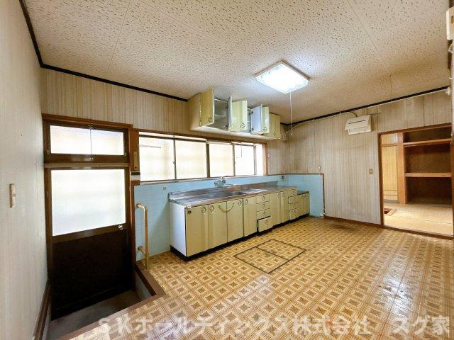 綾部市上延町旦寺中古住宅のダイニング