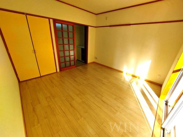 カーサ南栄の居間・リビング