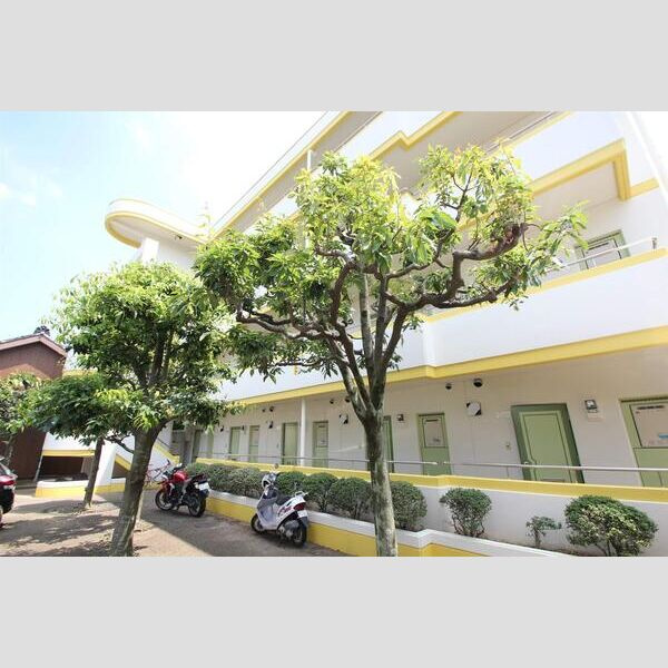 カーサ南栄の外観