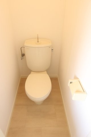 コートハウス原田A棟のトイレ
