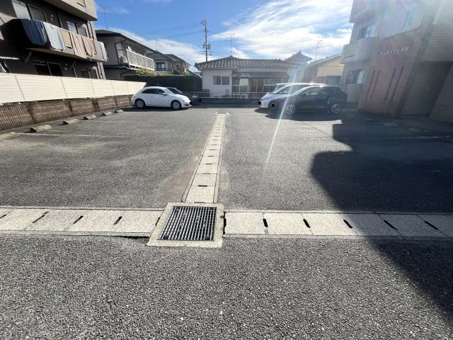 ヴェルドミールの駐車場