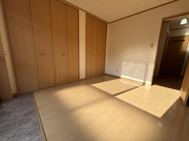 ヴェルドミールの内装