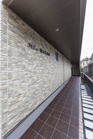 Milar堀切菖蒲園のエントランス|非常に綺麗に手入れされている物件です