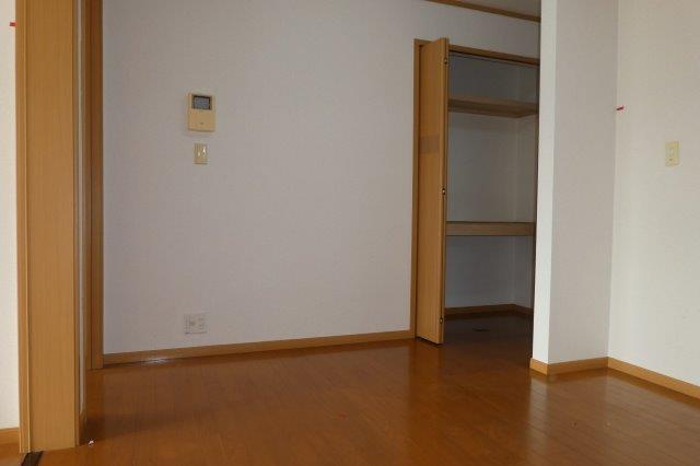 【キッチン】 | プラティーヌ総社Ｂ | ダイニングキッチン