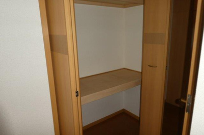 【収納】 | プラティーヌ総社Ｂ | ＤＫ収納