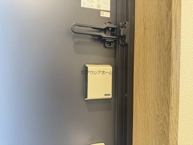 所沢市中新井3丁目・全2棟　新築一戸建　B号棟の玄関