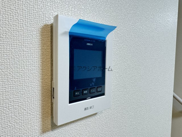 所沢市中新井3丁目・全2棟　新築一戸建　B号棟の設備|来訪者が確認出来て安心なTVモニター付インターホン
