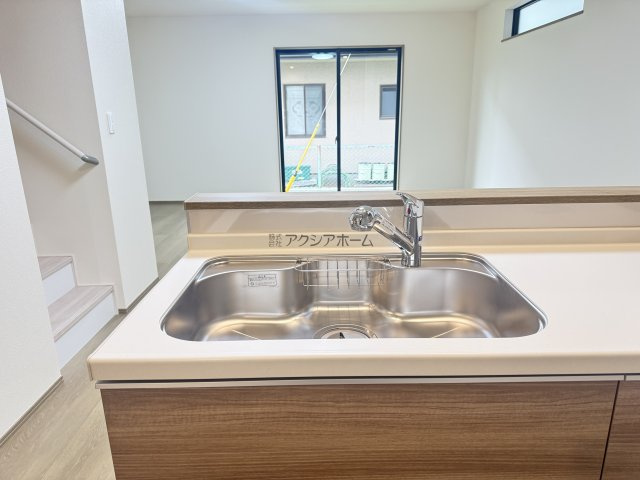 所沢市中新井3丁目・全2棟　新築一戸建　B号棟の設備|浄水器一体型水栓付シンク