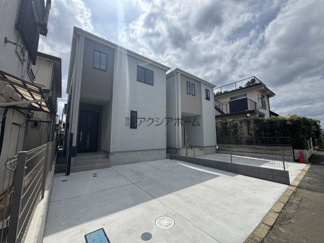 所沢市中新井3丁目・全2棟　新築一戸建　B号棟の外観|【全2棟・B号棟】建物完成致しました!!是非この機会にご見学下さいませ♪