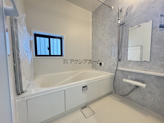 所沢市中新井3丁目・全2棟　新築一戸建　B号棟の浴室|1坪サイズ・浴室乾燥機付ユニットバス