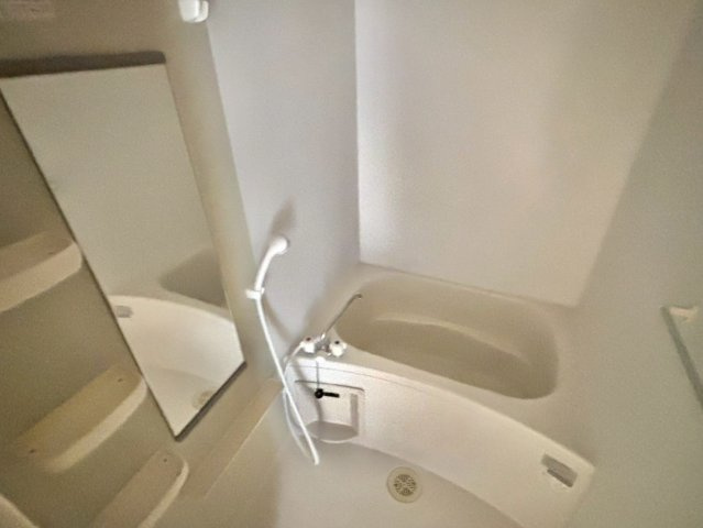 フローリアン・Fの浴室