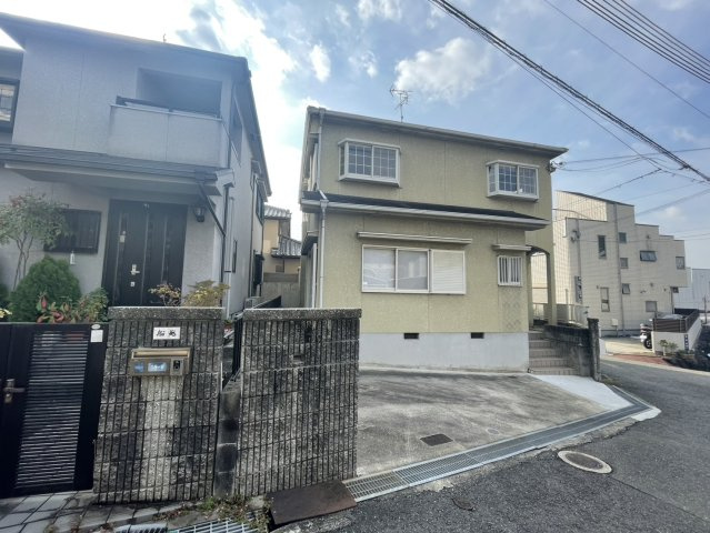 寝屋川市末広町　中古戸建の外観