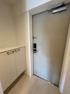 MDI.J Esaka Courtの玄関|明るい玄関です