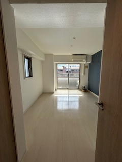 MDI.J Esaka Courtの洋室|きれいな洋室です