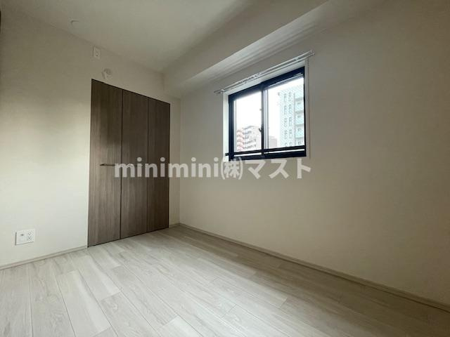 プレサンスレイズ新梅田の居間・リビング