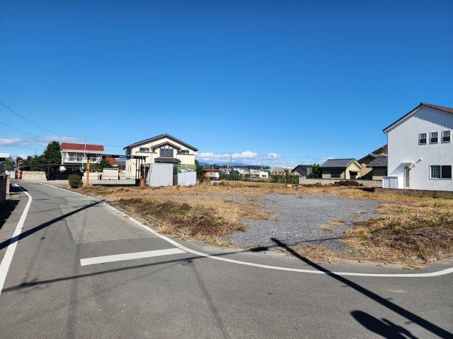 高崎市上滝町売土地 A区画の前面道路含む現地写真