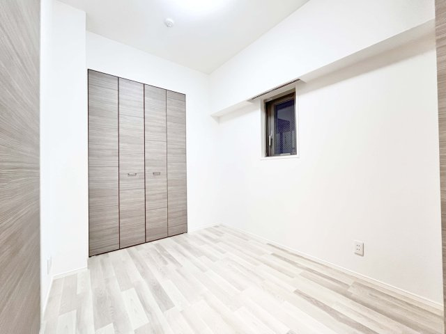 GROWS堀切菖蒲園AZの洋室