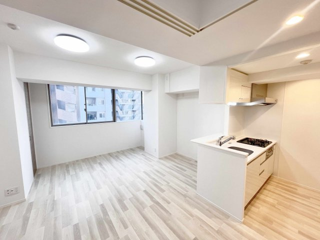 GROWS堀切菖蒲園AZの居間・リビング