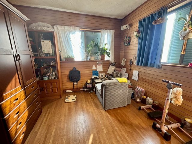 野田市三ツ堀　中古戸建　ビルトインガレージの洋室|2階部分の洋室になります！