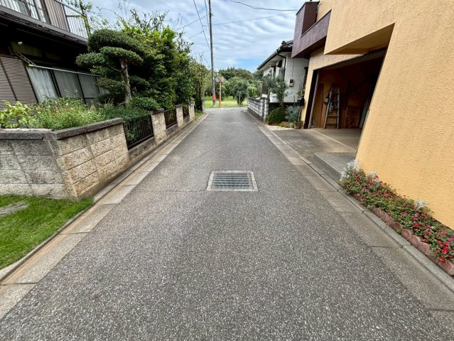 野田市三ツ堀　中古戸建　ビルトインガレージの前面道路含む現地写真|前面道路含む現地写真です！