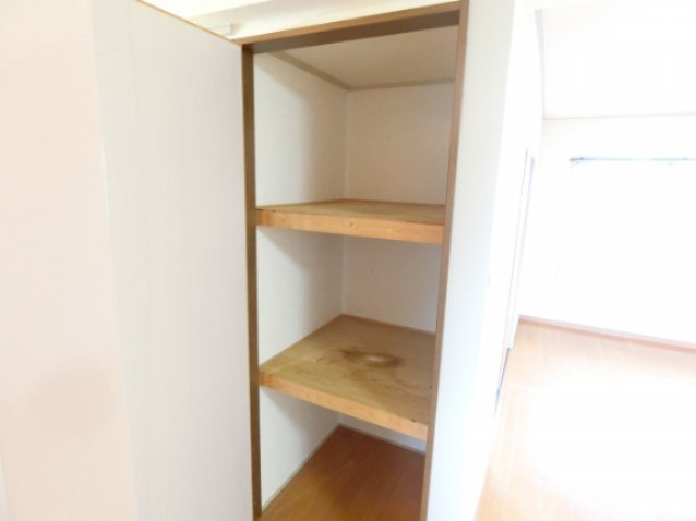 川端マンションの収納|別部屋イメージ写真