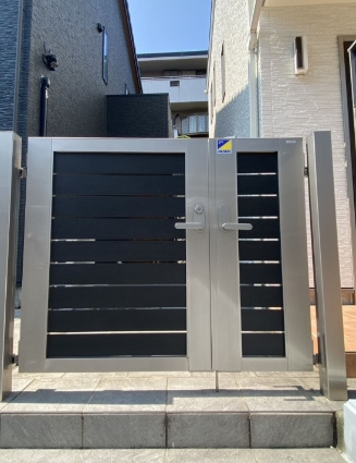 【エントランス】