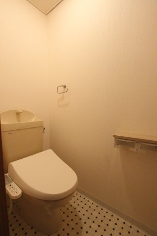 エメラルドノービレⅡのトイレ