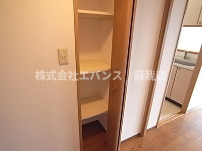【収納】 | ライオンズマンション千葉グランドタワー | 別部屋の写真になります。