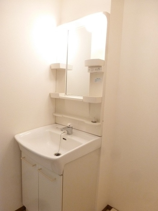 プリムローズ　Cの洗面所|反転同タイプ・現況優先