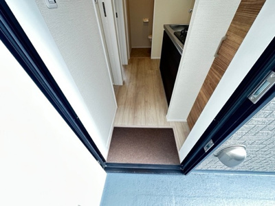 【玄関】 | フェリオ葛城 | ※同物件・反転タイプの写真です