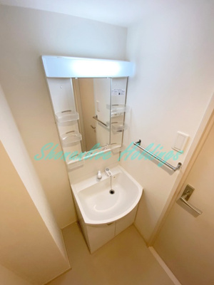 【洗面所】 | エムズステート金沢八景 | 人気の独立洗面台♪