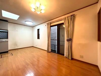 【居間・リビング】 | ■１００万円値下げしました■専任物件■茨木市中津町