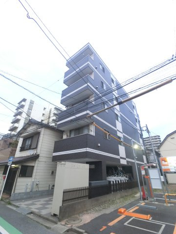 Relache船橋の外観