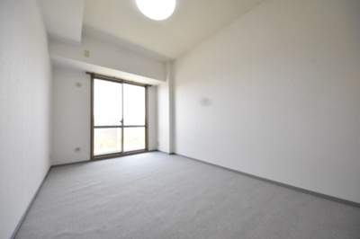 【寝室】 | ファミールタワープラザ岡山