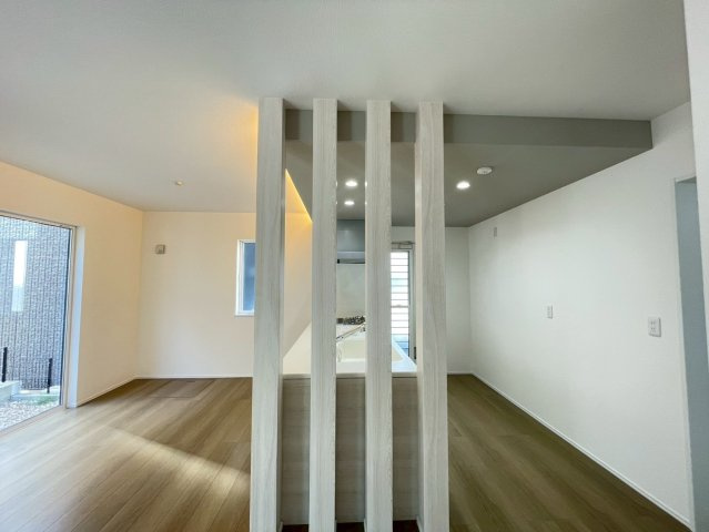 【居間・リビング】の画像