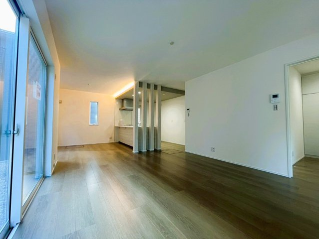 【居間・リビング】の画像