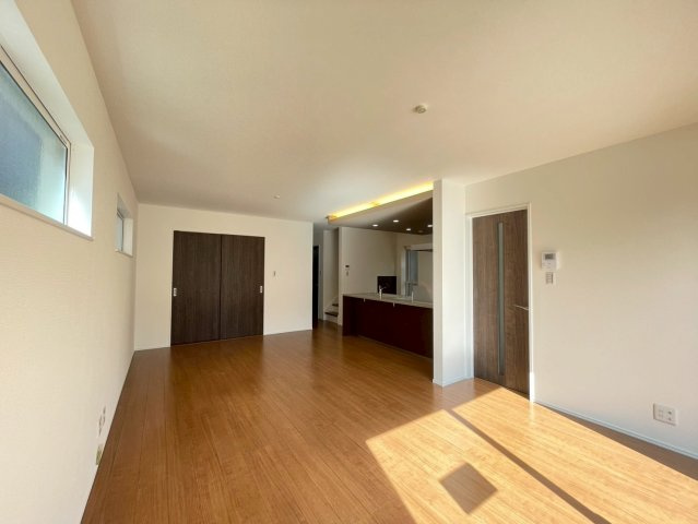 【居間・リビング】の画像